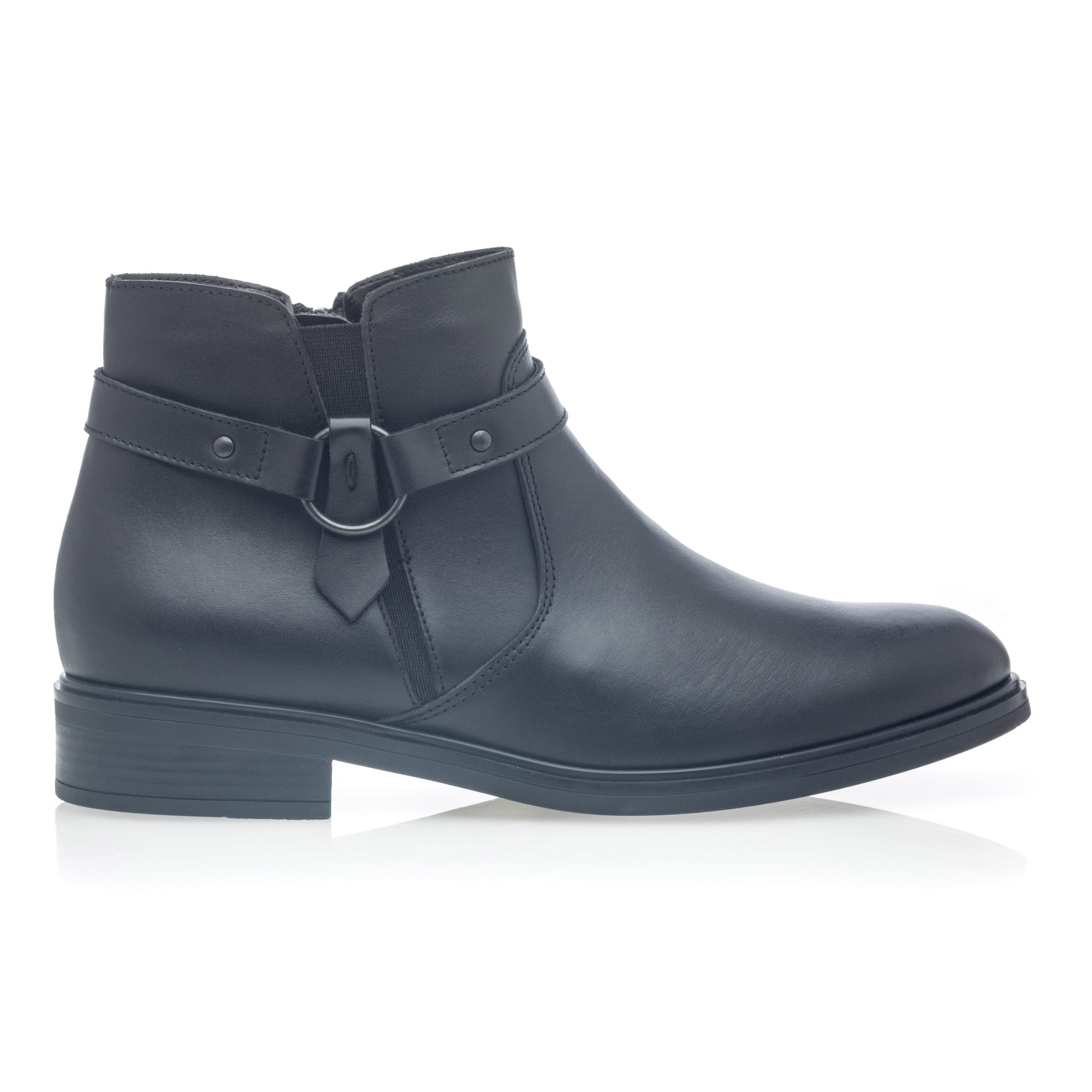 Bottines Femme en cuir noir