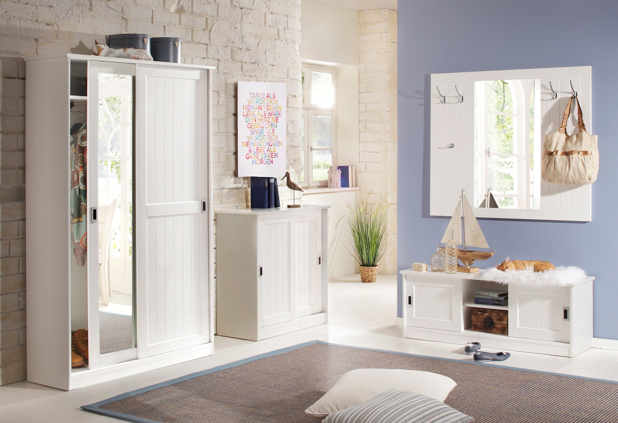 Home affaire Garderobenschrank »Nekso« mit Spiegel, Breite 114 cm, aus MDF oder Massivholz, FSC®