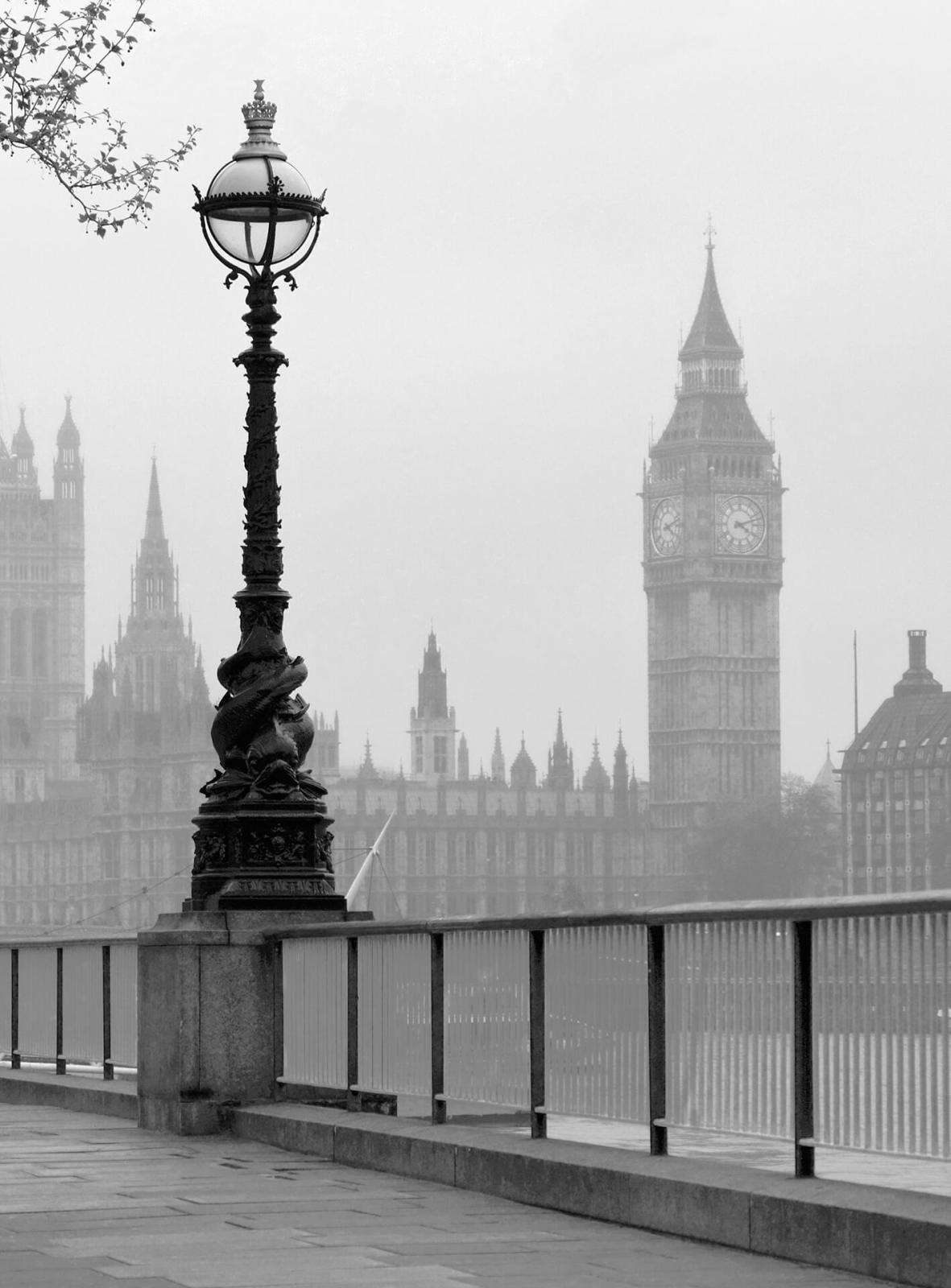 Fototapete DESIGNWALLS 2.0 - schwarz-weiß - London - 2,6 Meter
