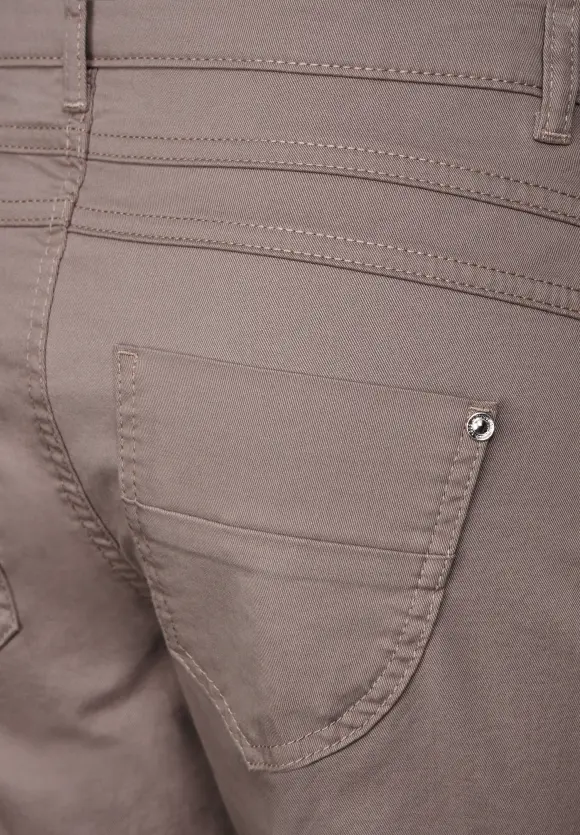 Casual Fit Hose mit Stretch - sandy mocca