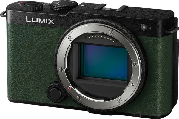 Panasonic Lumix S9, 24,2 MP, 12000 x 8000 pixel, CMOS, 6K Ultra HD, Berøringsskærm, Grøn
