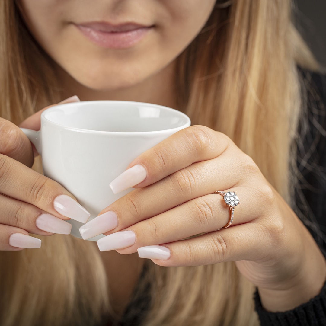0.75 Karat Diamanten Verlobungsring 750/18 K Roségold