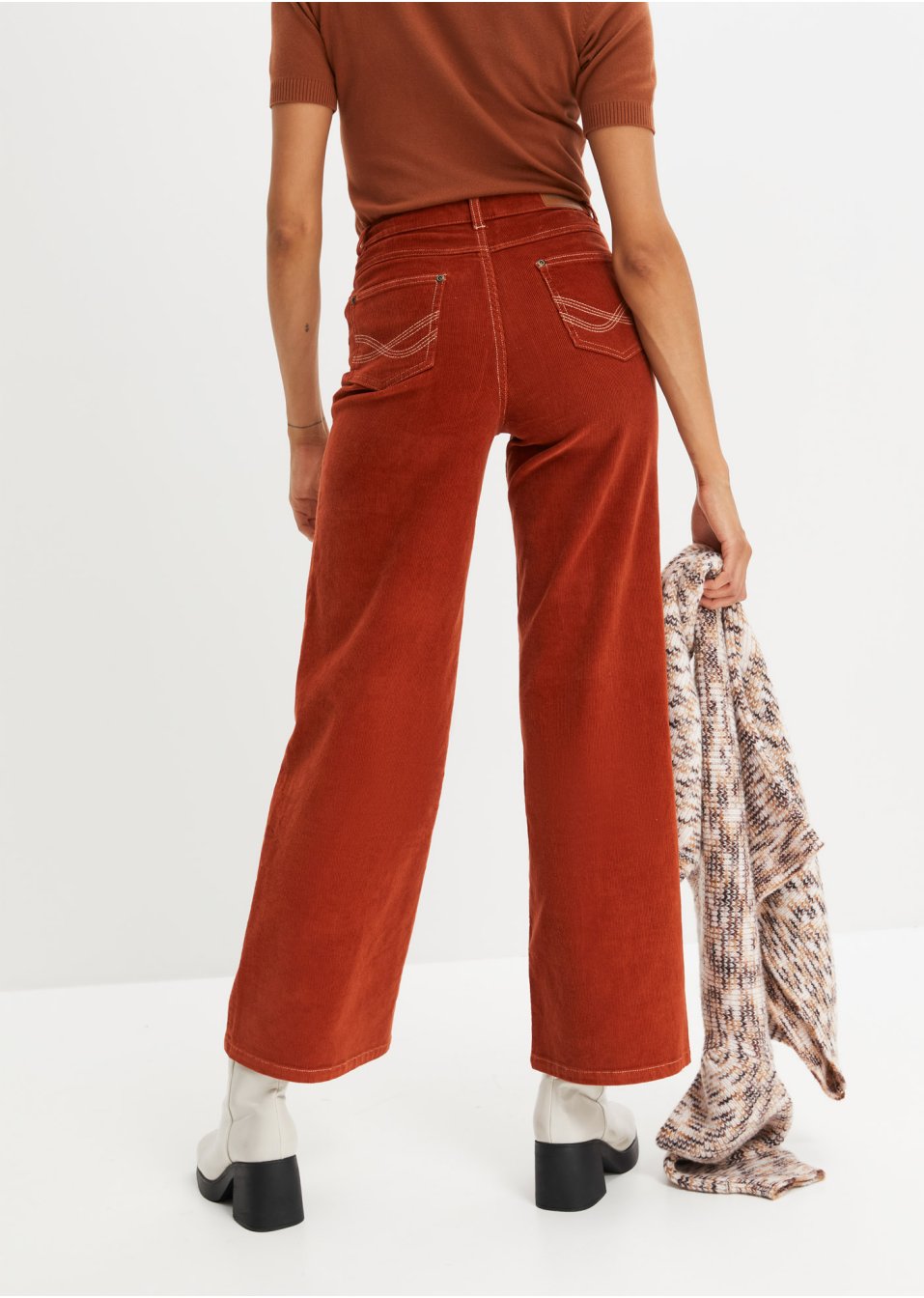 Pantalon en velours côtelé extensible, large