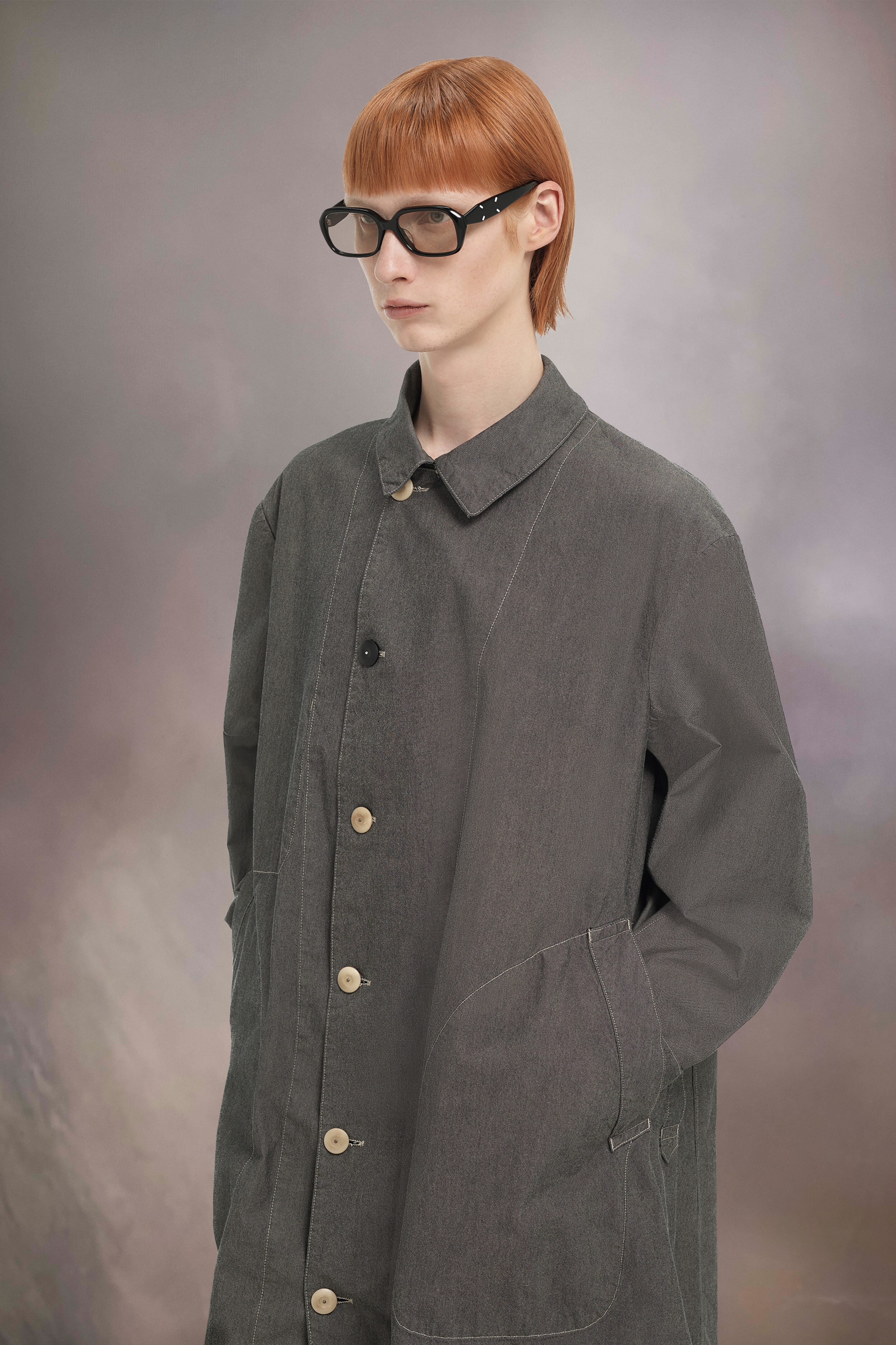 Lunettes de soleil futuristes noires x Gentle Monster​