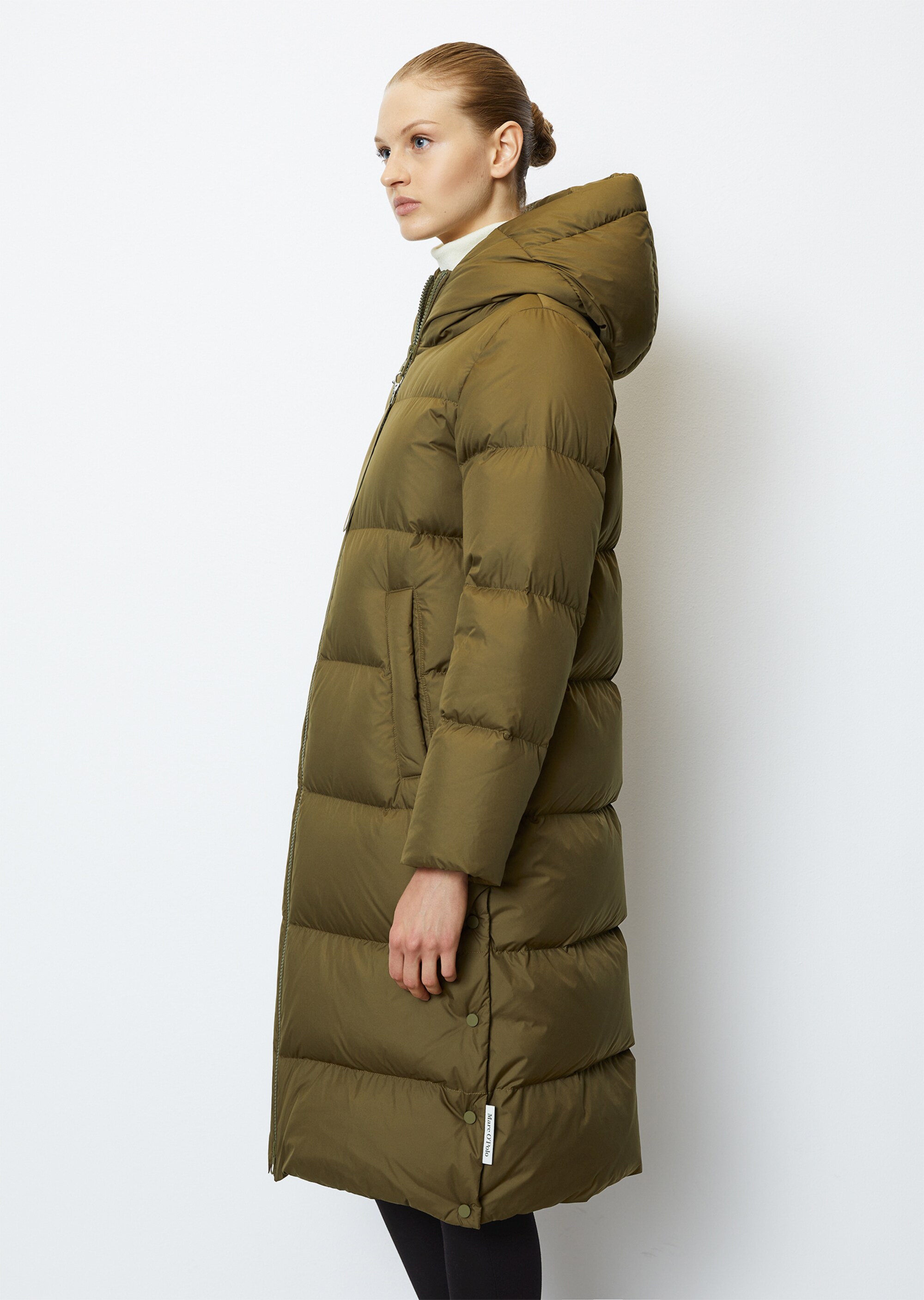 Puffer-Daunenmantel regularaus recycelten Materialien