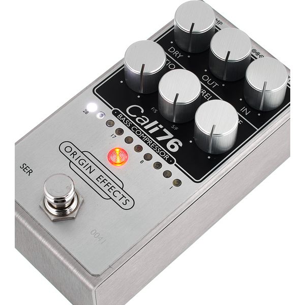 Origin Effects Cali76 V2 Bass Compressor