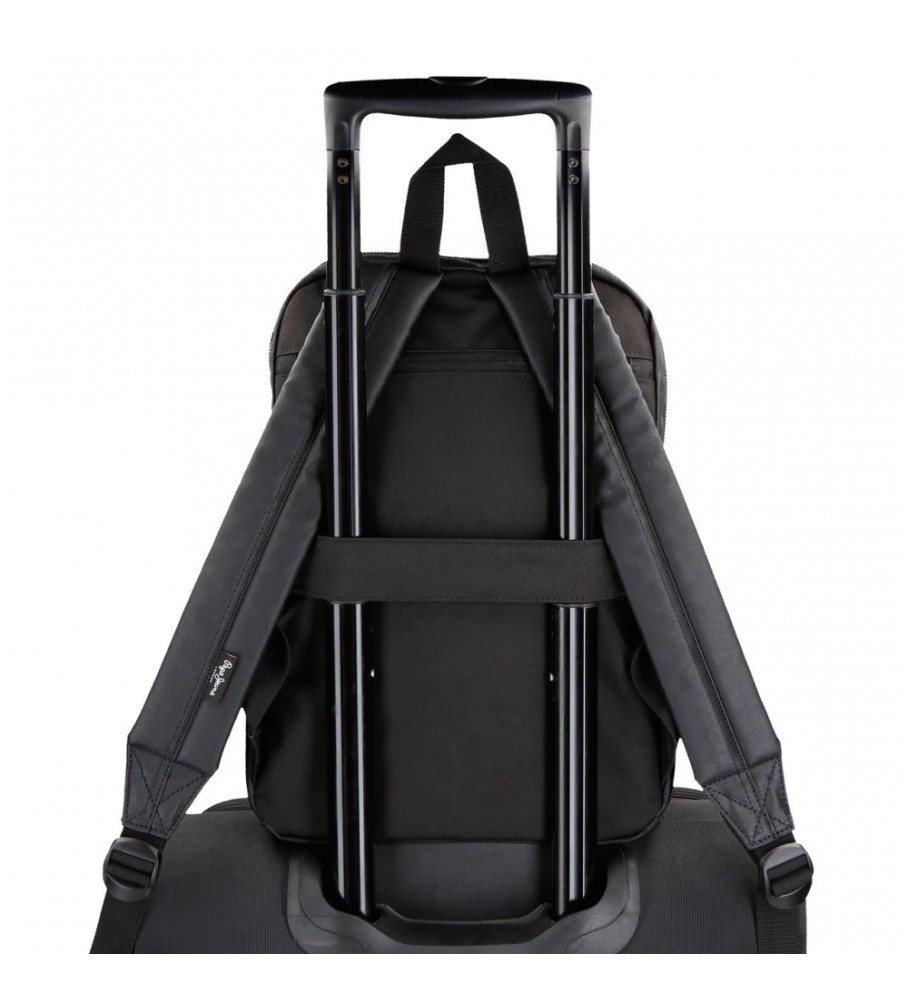 Mochila para computador Pepe Jeans Hatfield com dois compartimentos, preta.