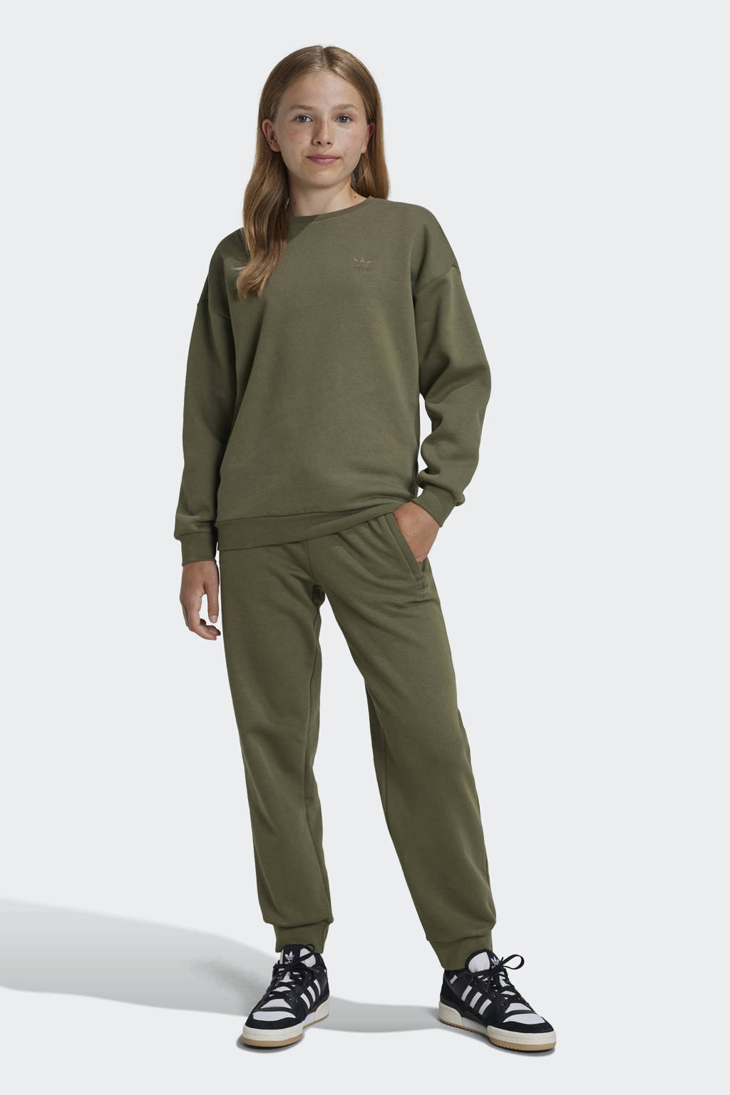 adidas joggingbroek olijfgroen