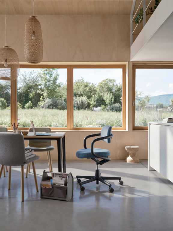 Vitra Locker Box toolbox diepzwart