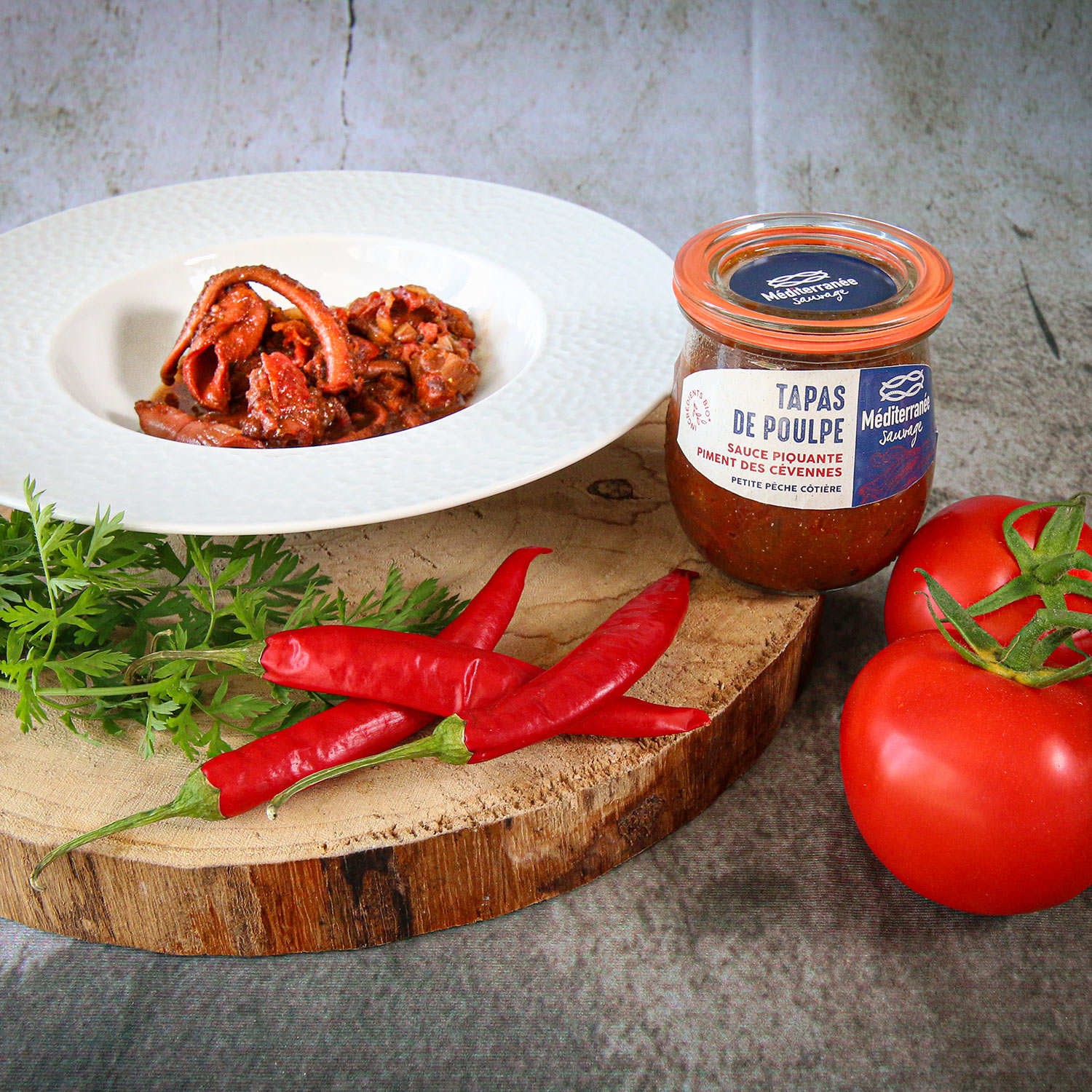 Tapas de poulpe en sauce piquante au Piment des Cévennes