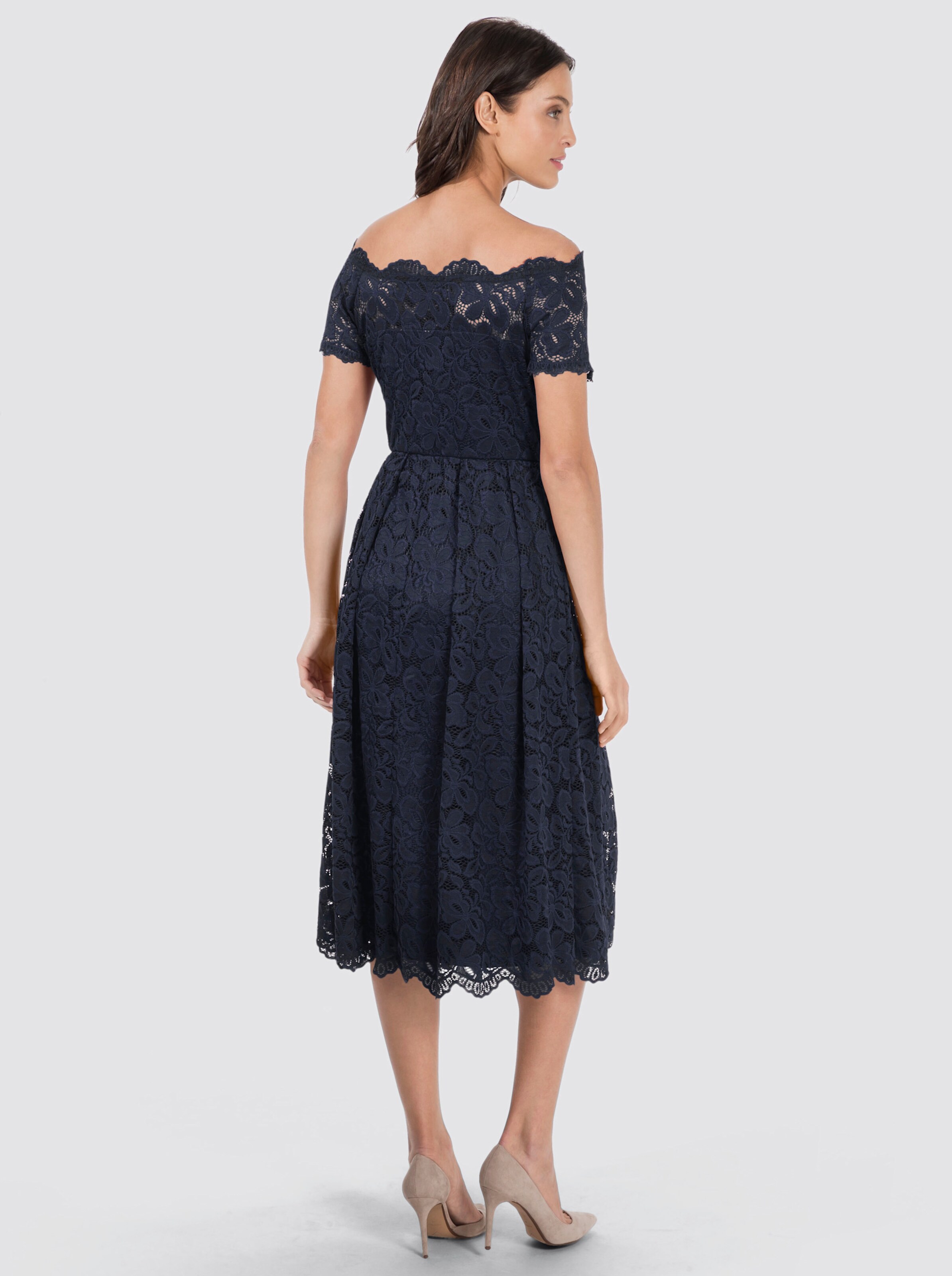Spitzenkleid