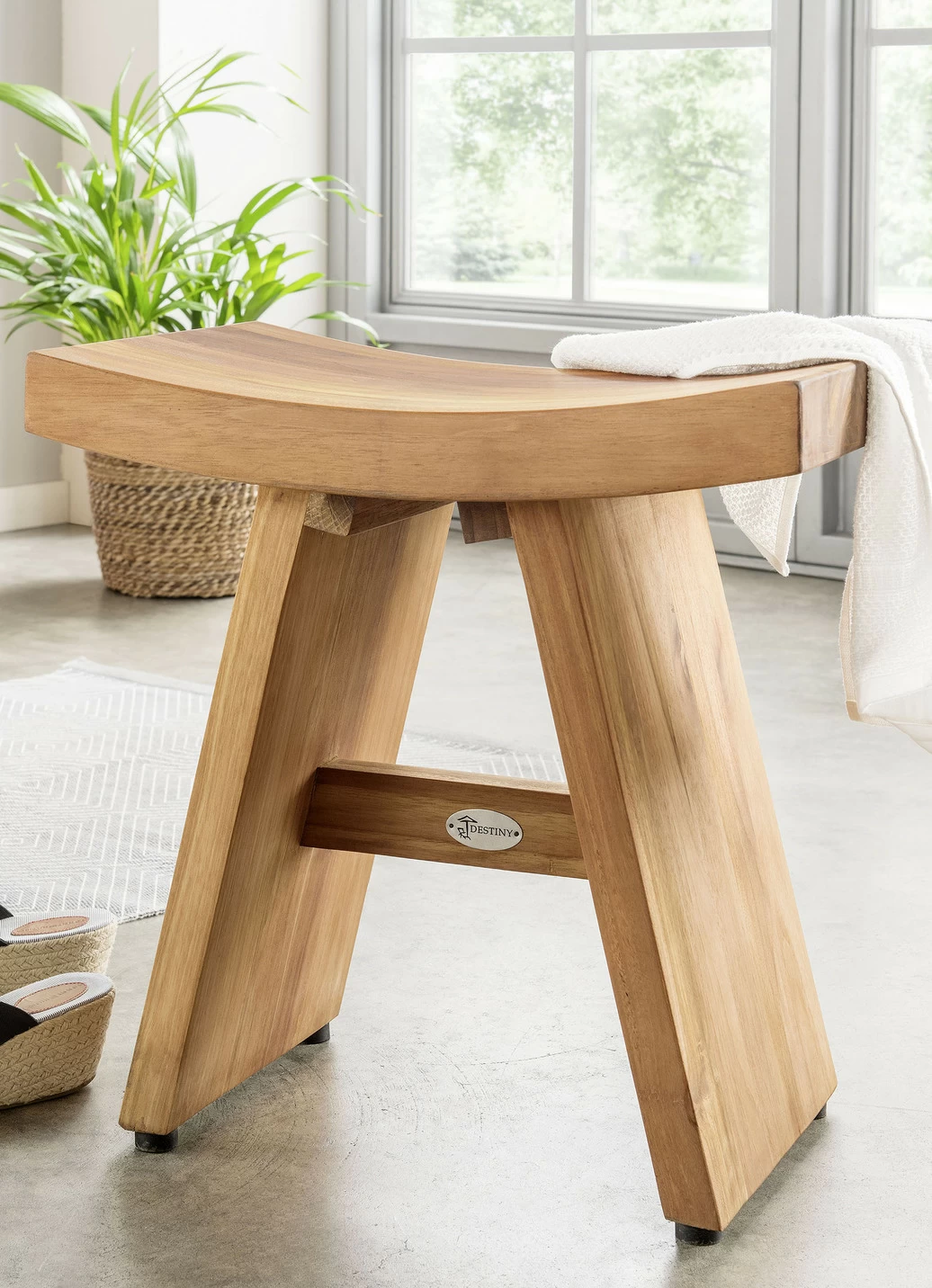 Badhocker aus massivem Teakholz