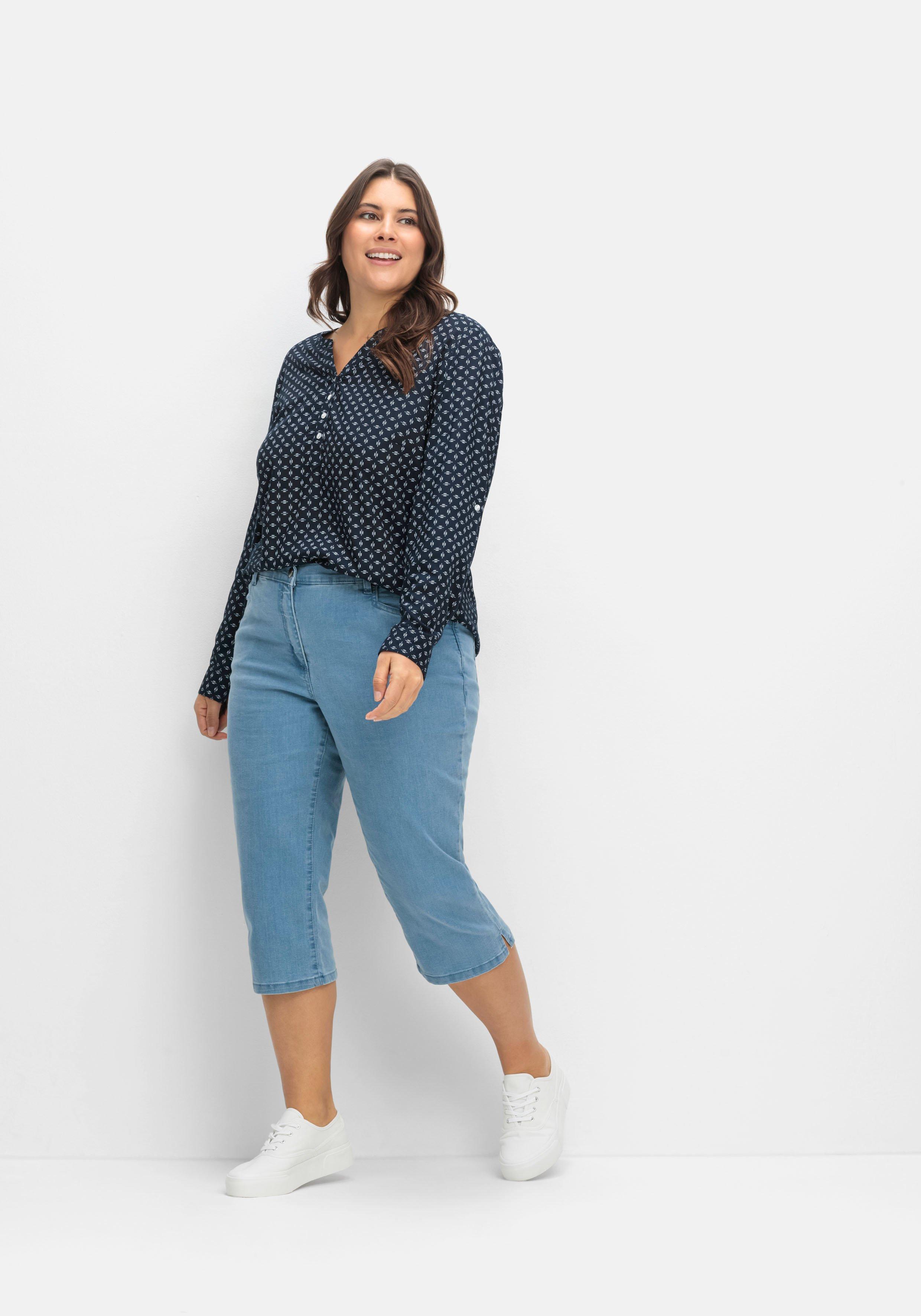 Caprijeans mit Teilgummibund und Glitzersteinen
