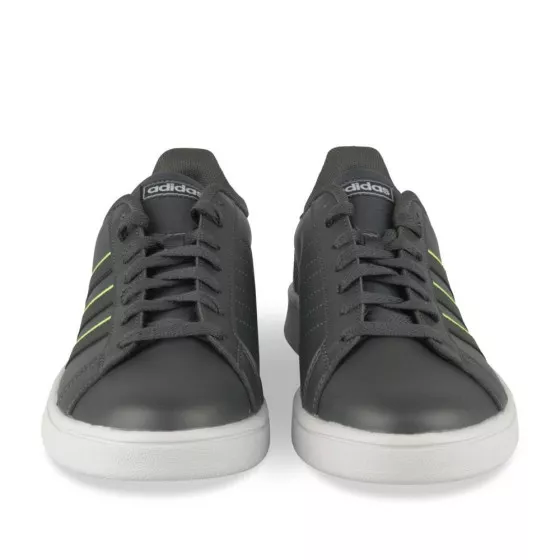 Baskets NOIRES ADIDAS Grand Court Base