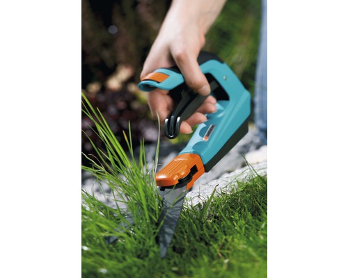GARDENA PowerMax 32/36V accu grasmaaier + ComfortCut EXCLUSIV grasschaar (Power for All) incl. 2 x 18V accu's en lader