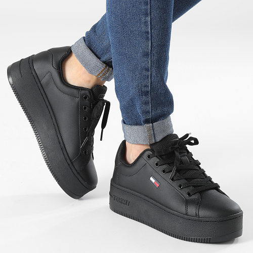 Baskets Femme Flatform Essential 2043 Triple Black