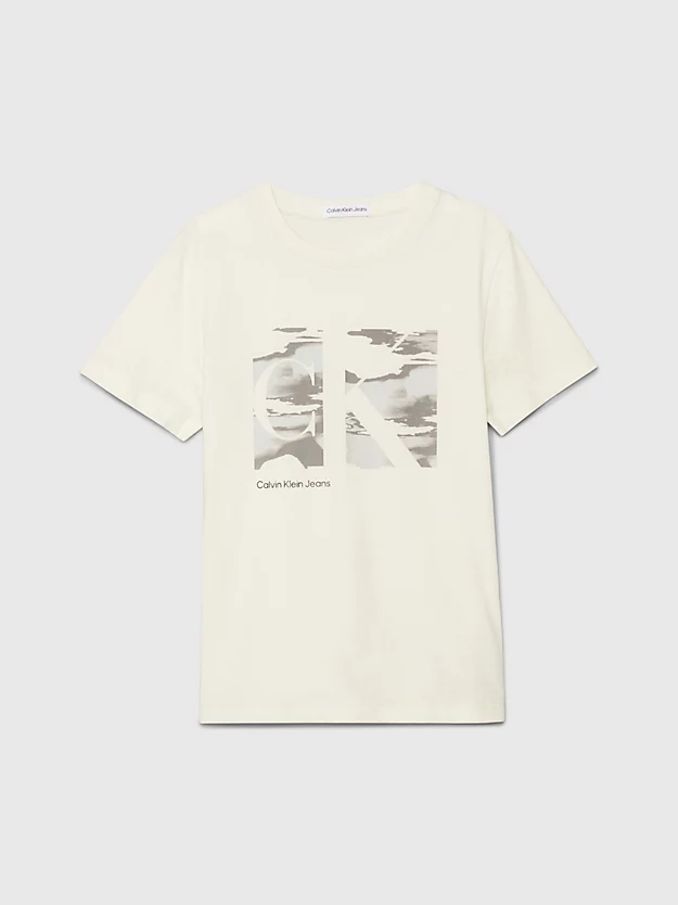 Camiseta com monograma