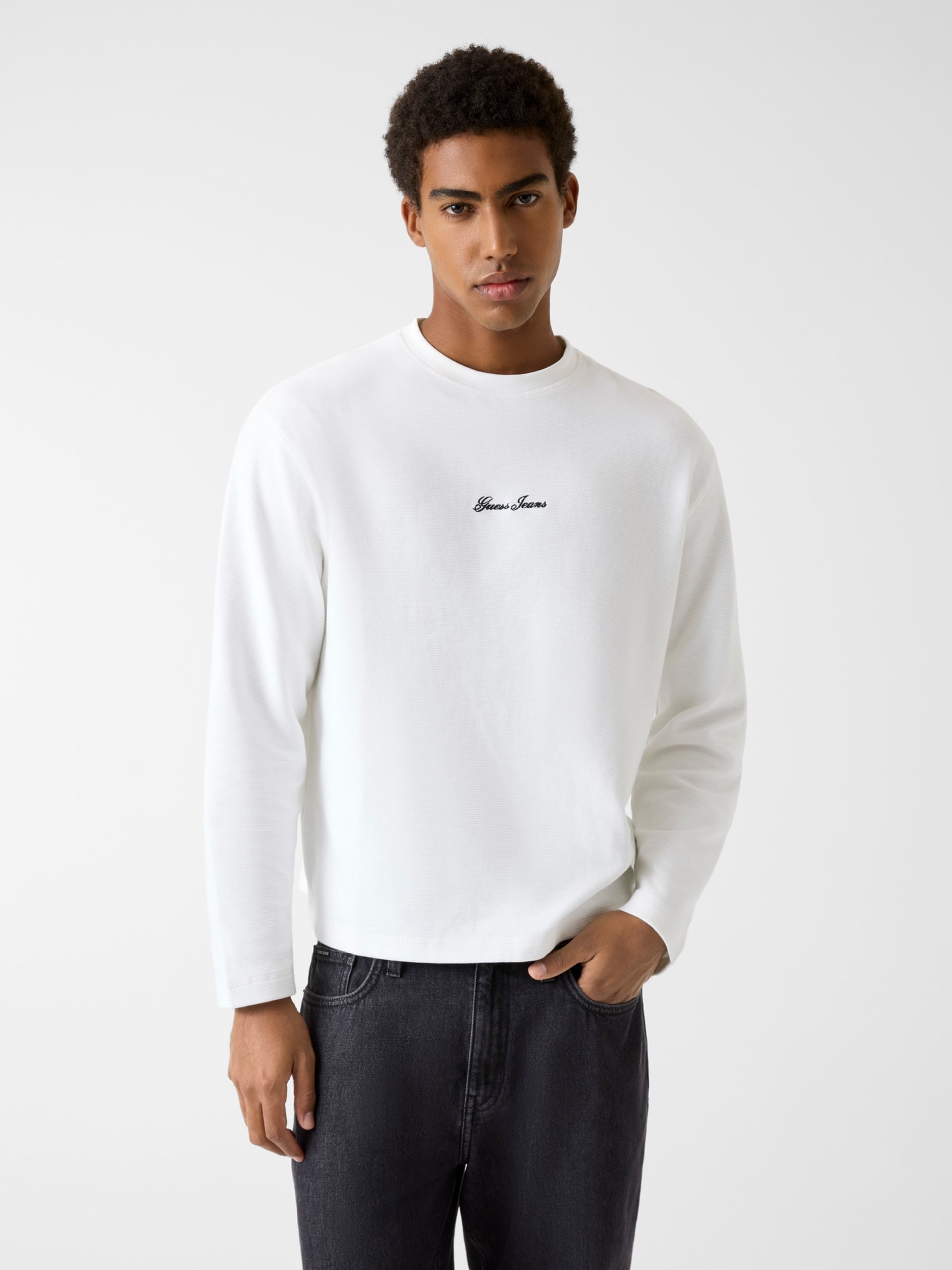 Camiseta de malha com modelagem quadrada