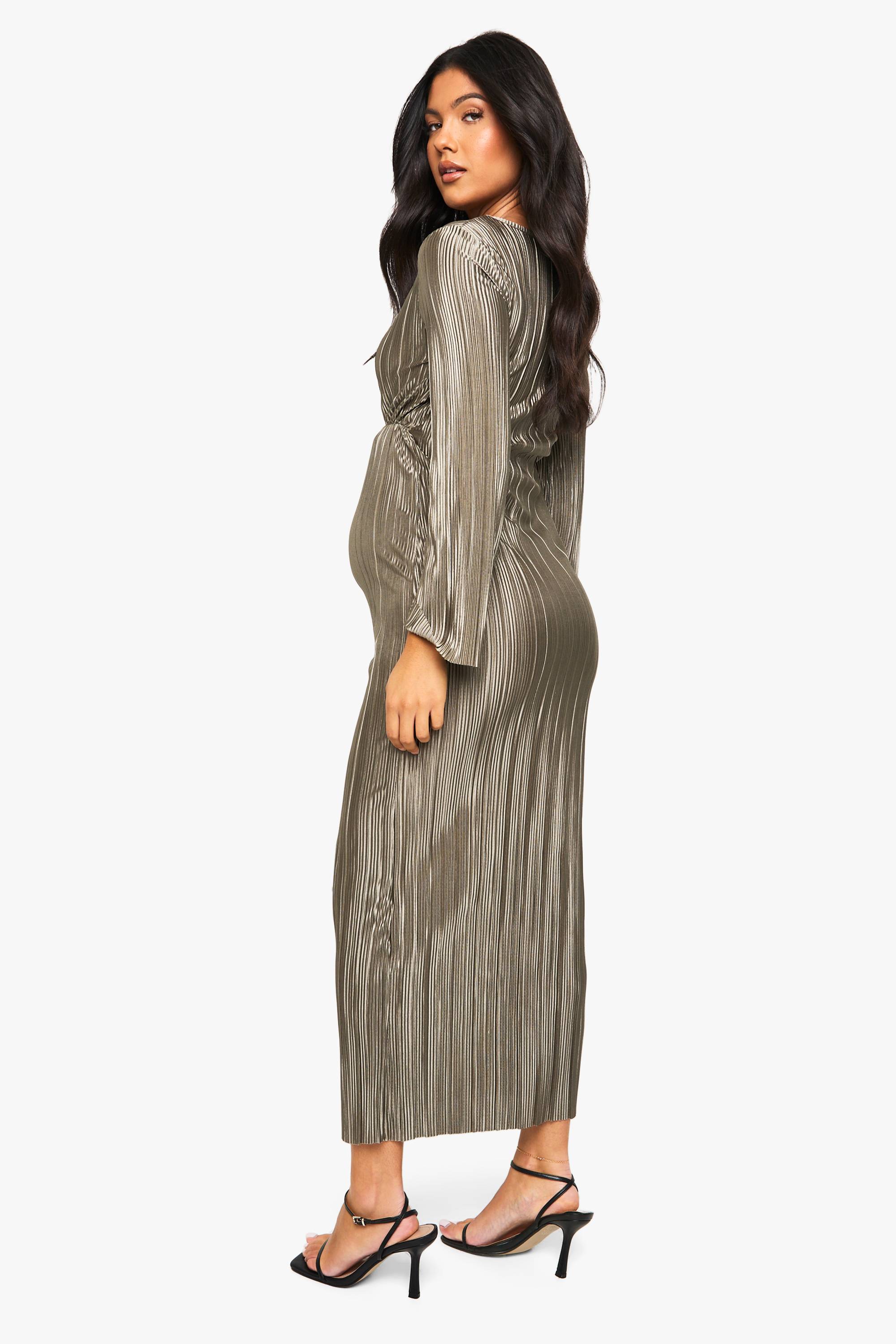 boohoo Robe Maternité Plissée à Manches Chauve-souris Midaxi Dress