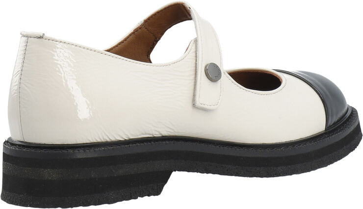 Cashott CASBETTY Mary Jane W. Toe Cap Patent Off white