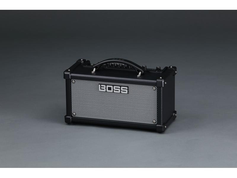 BOSS Combo Dual Cube LX Extrem vielseitiger Desktop-Verstärker mit professionellen Sounds und Effekten