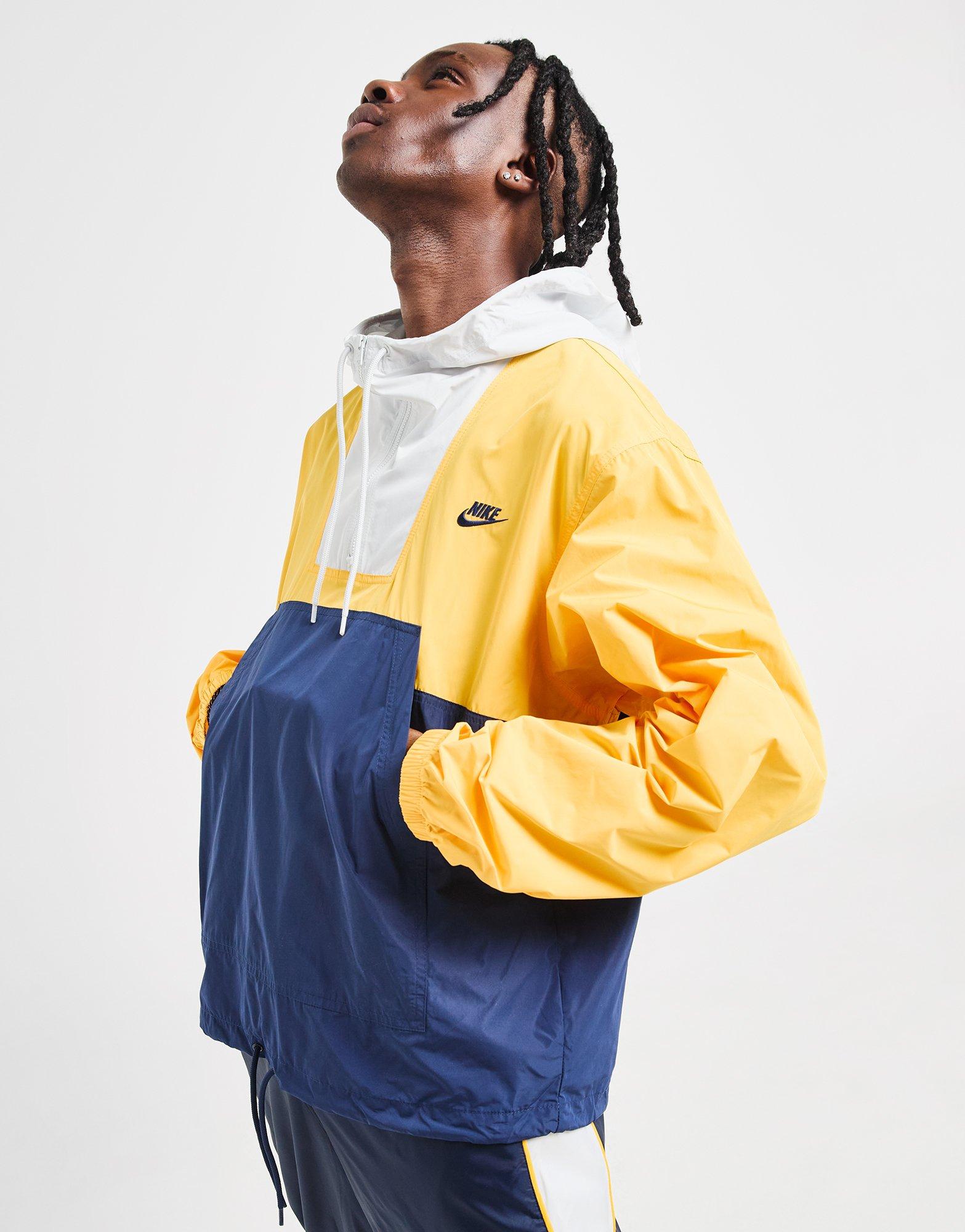 Nike Woven 1/2 Zip Jacket