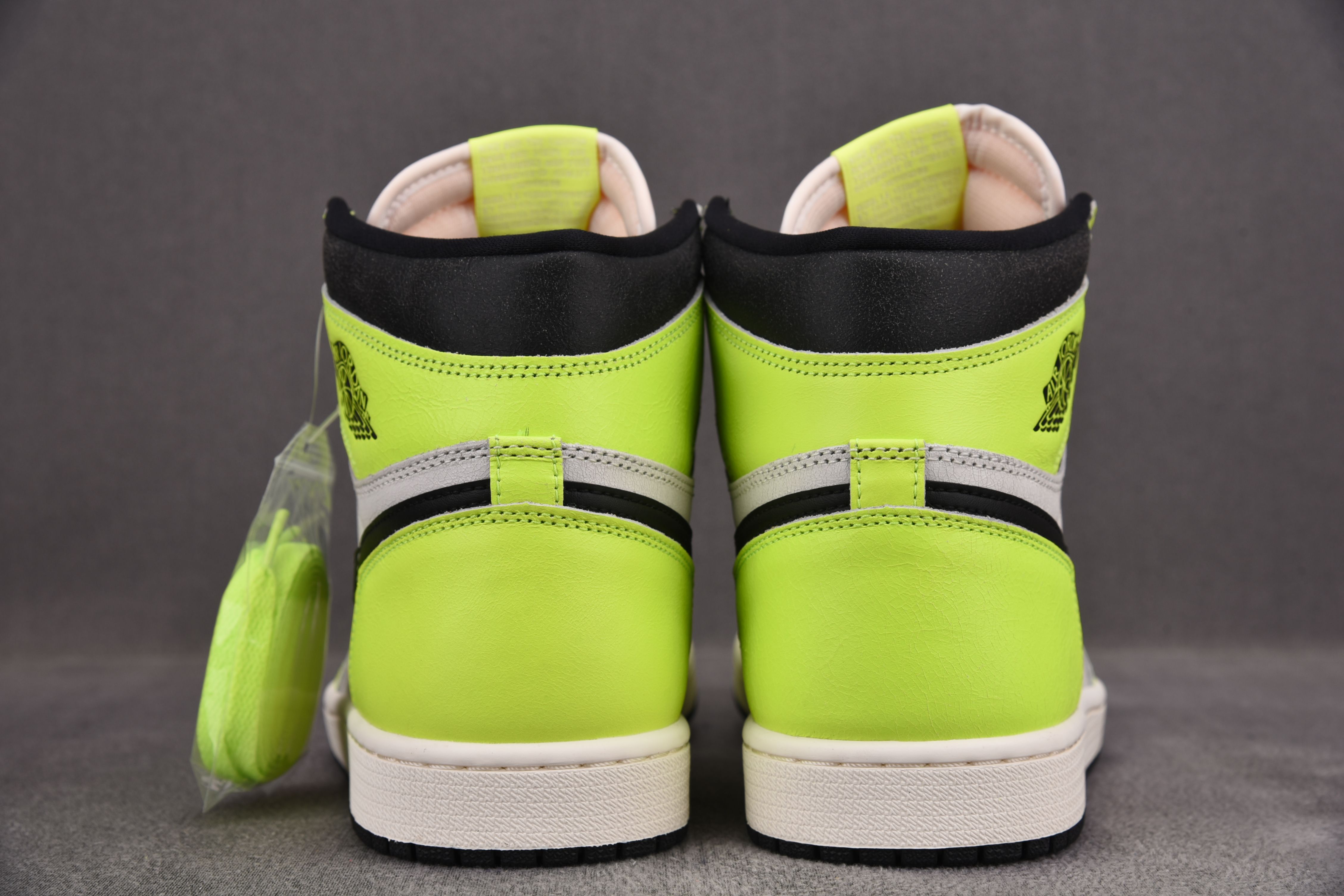 Jordan 1 High OG Visionaire