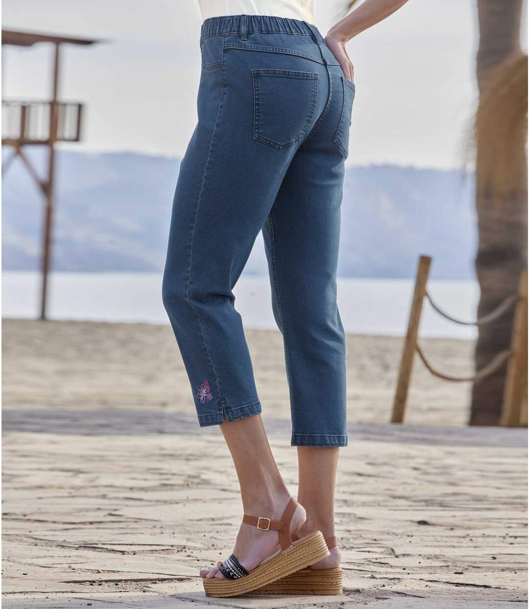 Pantalon Jegging 7/8ème en Jean Brodé