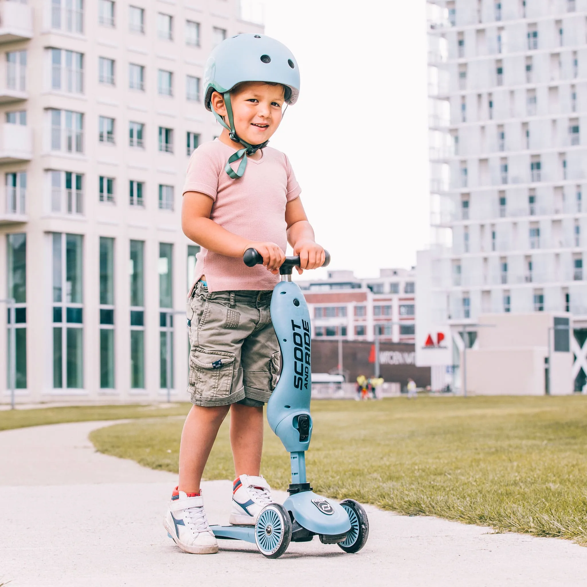 Scoot and Ride Trottinette 2-en-1 Highwaykick1