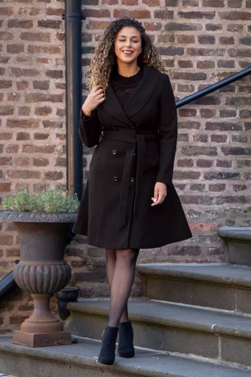 Vixen Kara jas met dubbele rij knopen in zwart