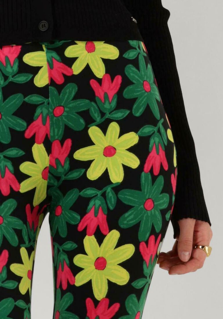 COLOURFUL REBEL gebroken wit colourful rebel flared broek big flower peached extra flare pants