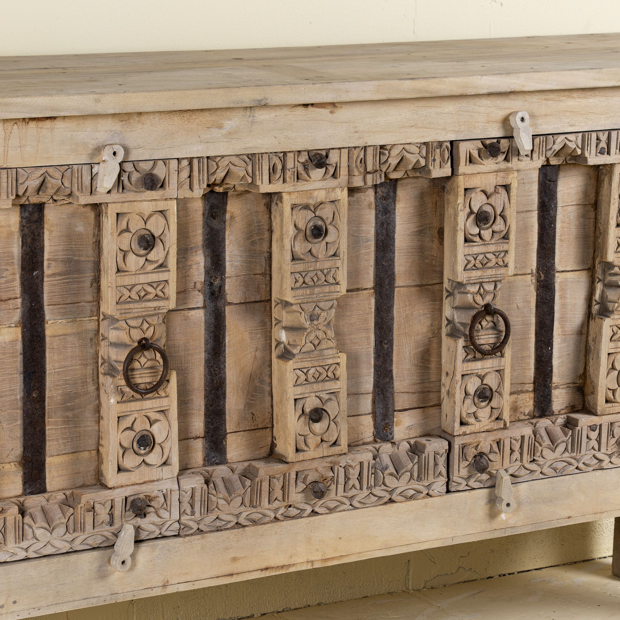 Dressoir Kanan