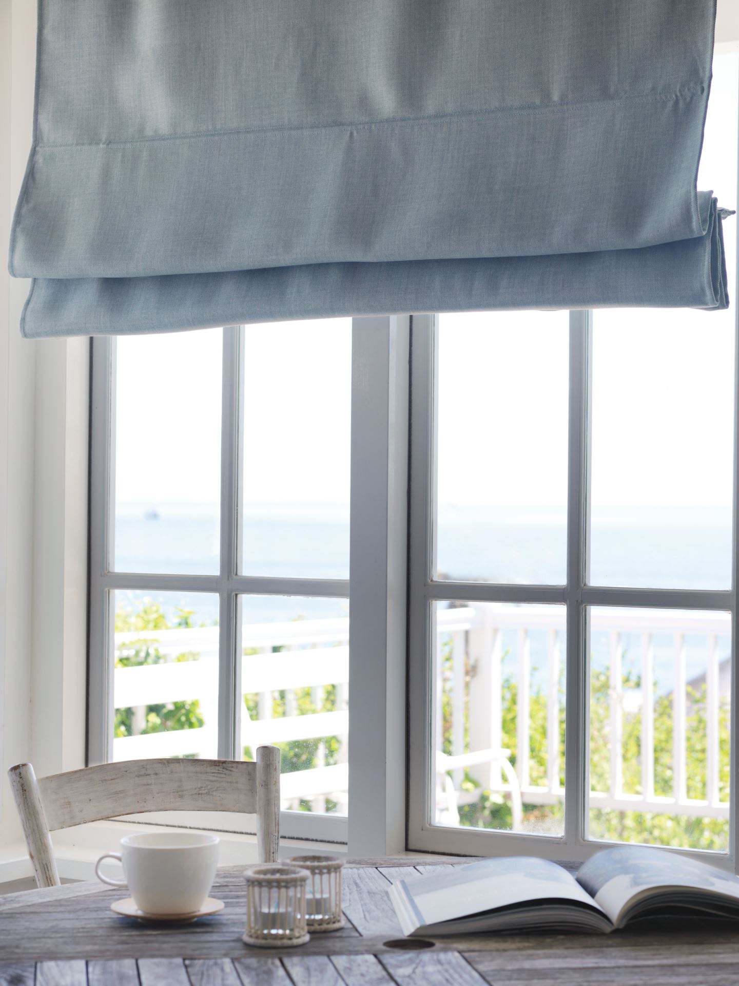 Lysdempende liftgardin lys blå - 120x140 cm