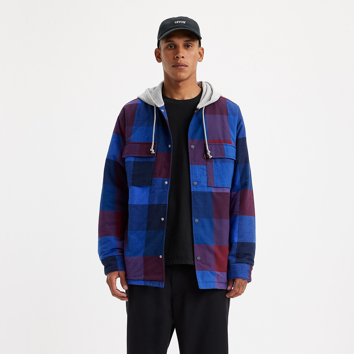 Jaqueta com capuz lisa da Levi's, 2 materiais