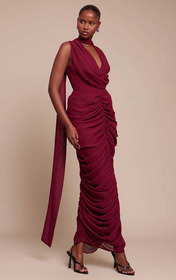 Rouge Vin Robe Longue Froncée En Mousseline Avec Détail Foulard