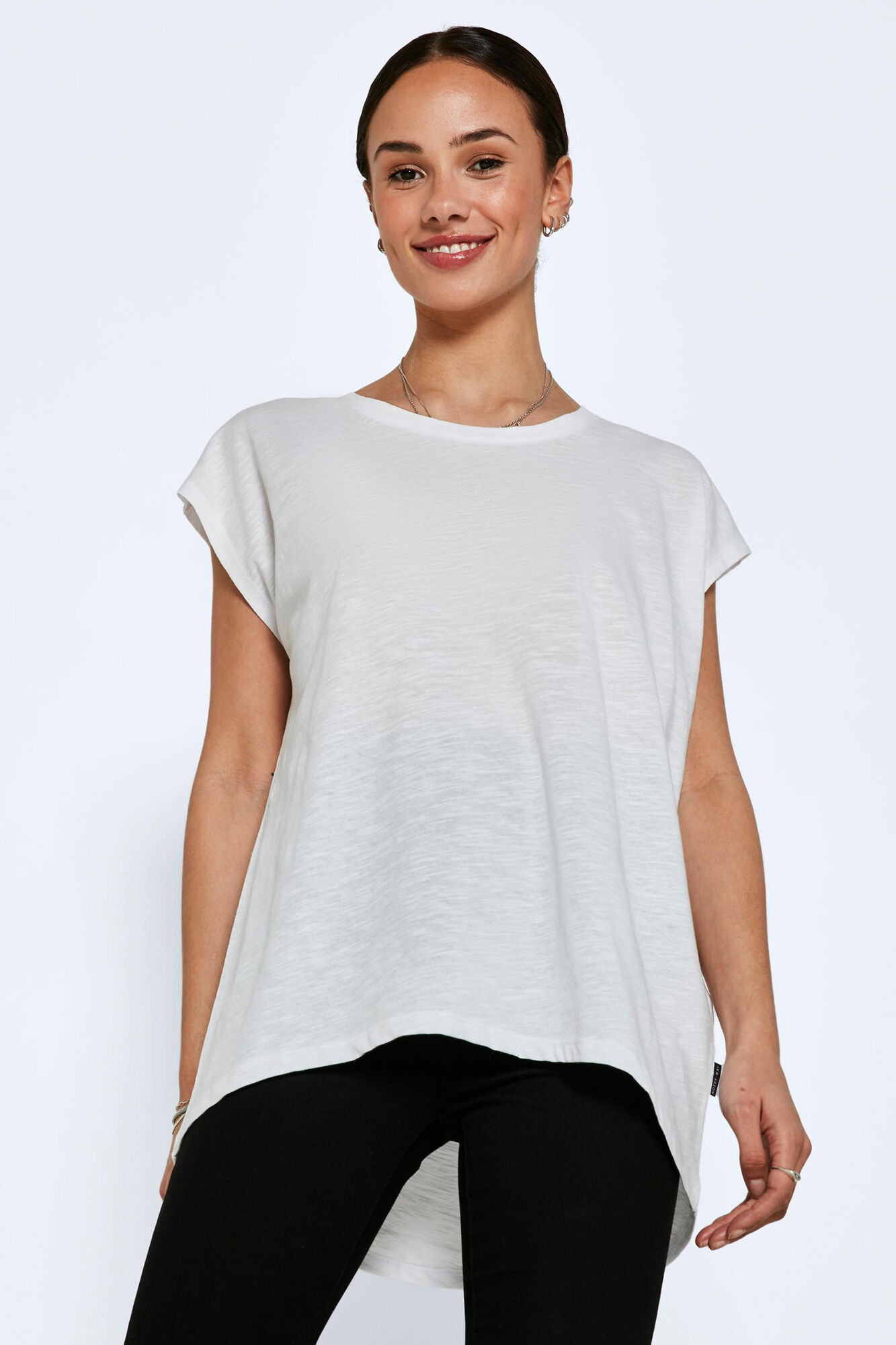 Camiseta de manga comprida e camiseta de manga curta