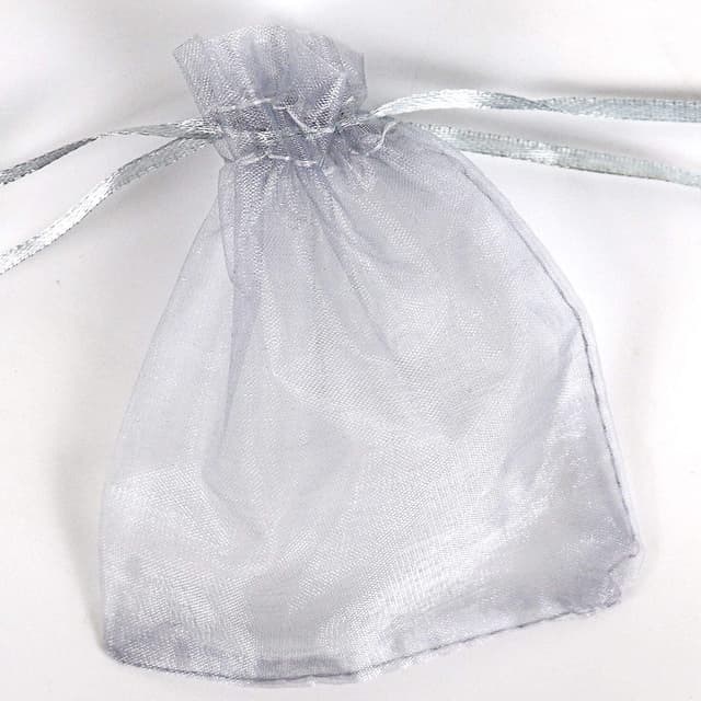 Små gaveposer med snor Organza 25-pak 7x9 cm Grå