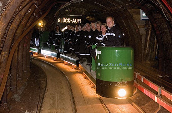 Dinner im Salzbergwerk zum Staunen und Schlemmen