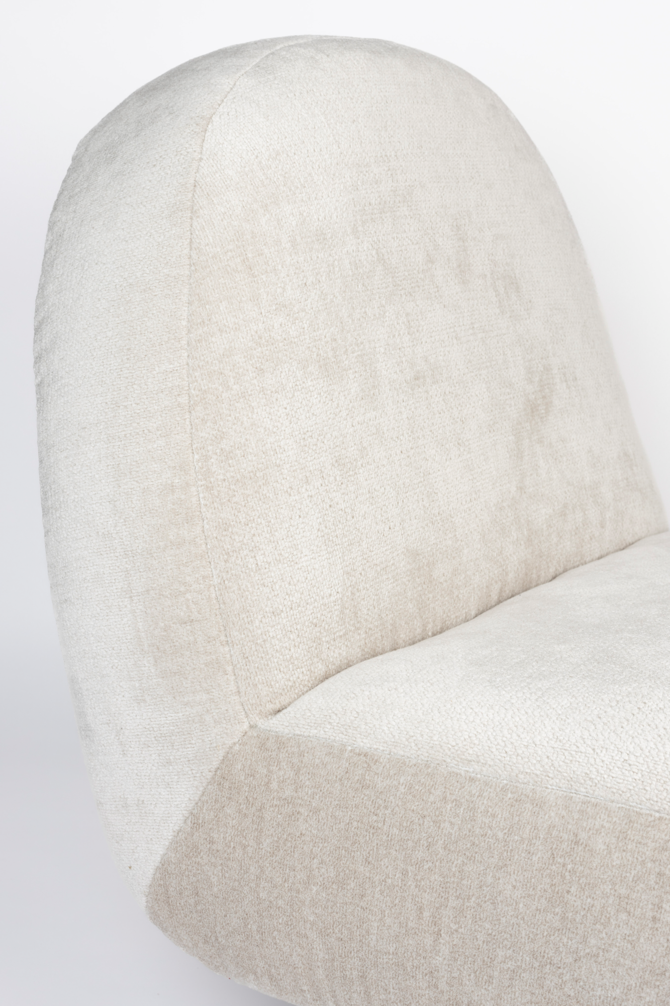 LOUNGE CHAIR EDEN SAND