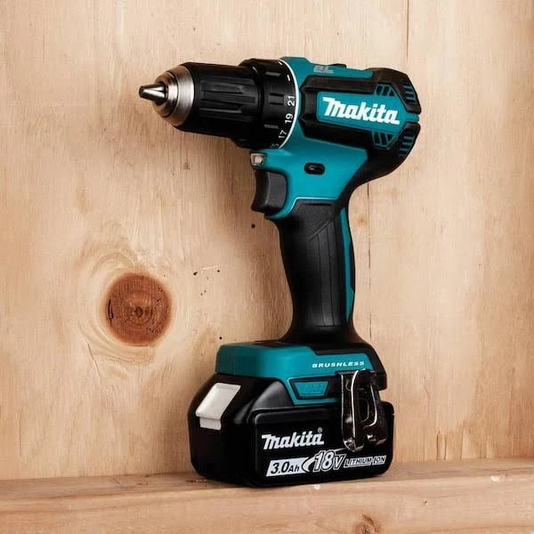 Makita 18V LXT Lithium-Ion Brushless Cordless 1/2 in. Driver-Drill Kit, 3.0Ah with Bonus Impact XPS 35 Piece Impact Bit Set