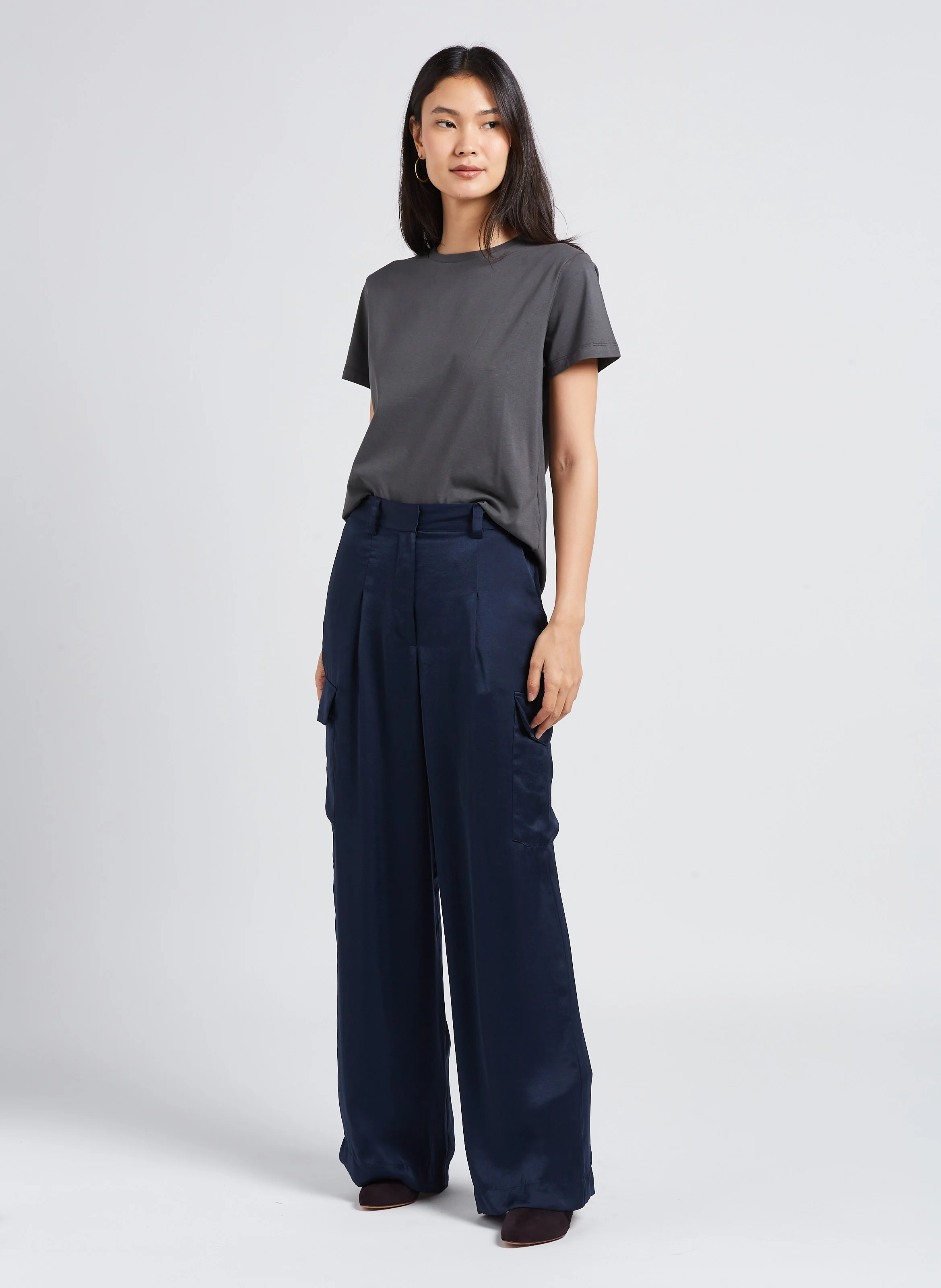 CARY - Pantalon cargo taille haute satiné | Bleu
