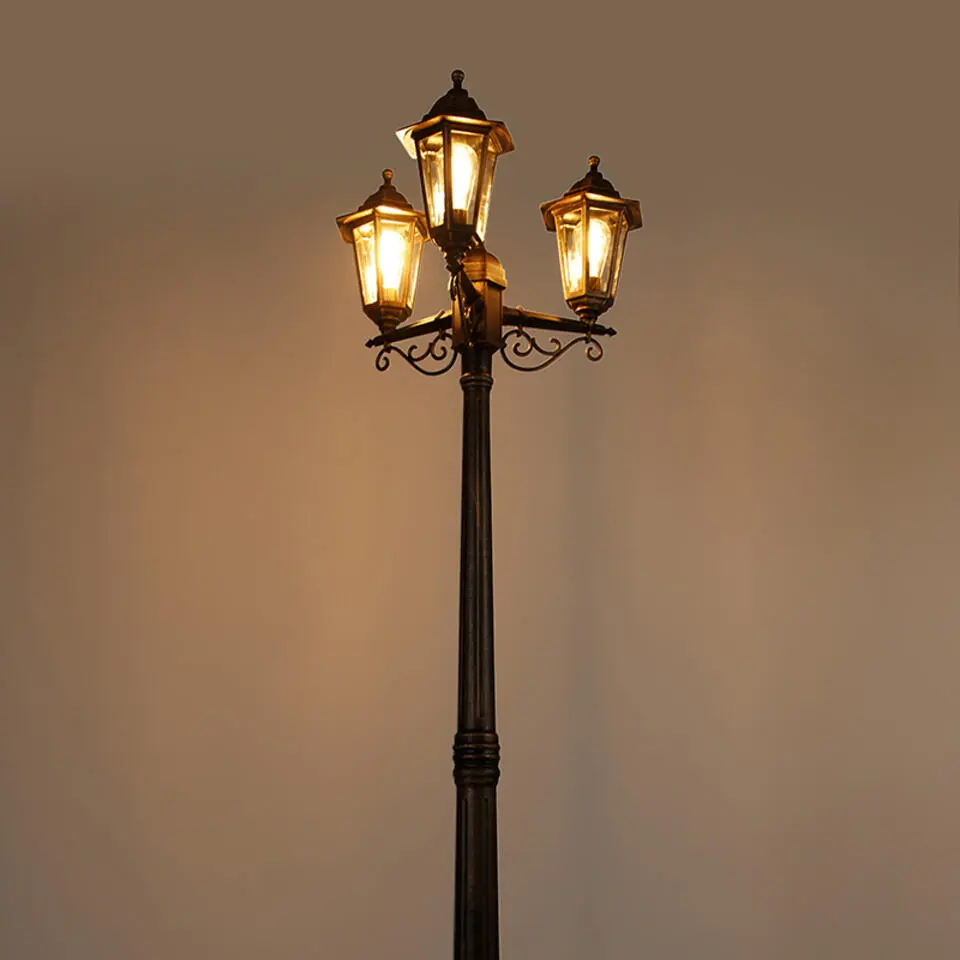 Qazqa staande buitenlampen new haven goudkleurig e27