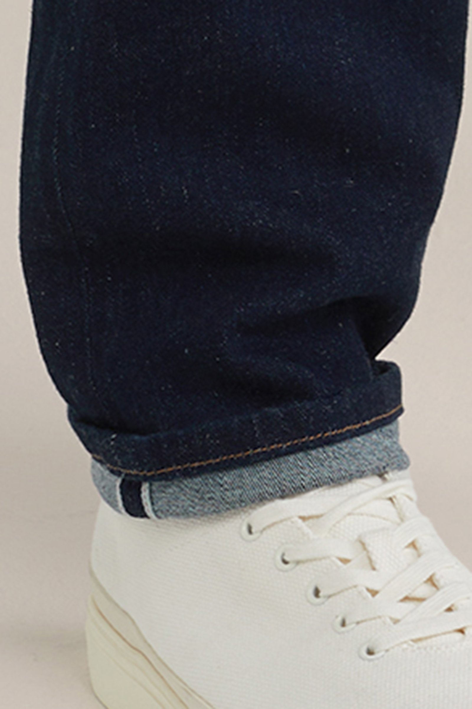 tapered fit selvedge jeans Van Gils Donkerblauw
