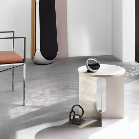 B&O Beoremote Halo (Table) – afstandsbediening voor Bang & Olufsen Goud