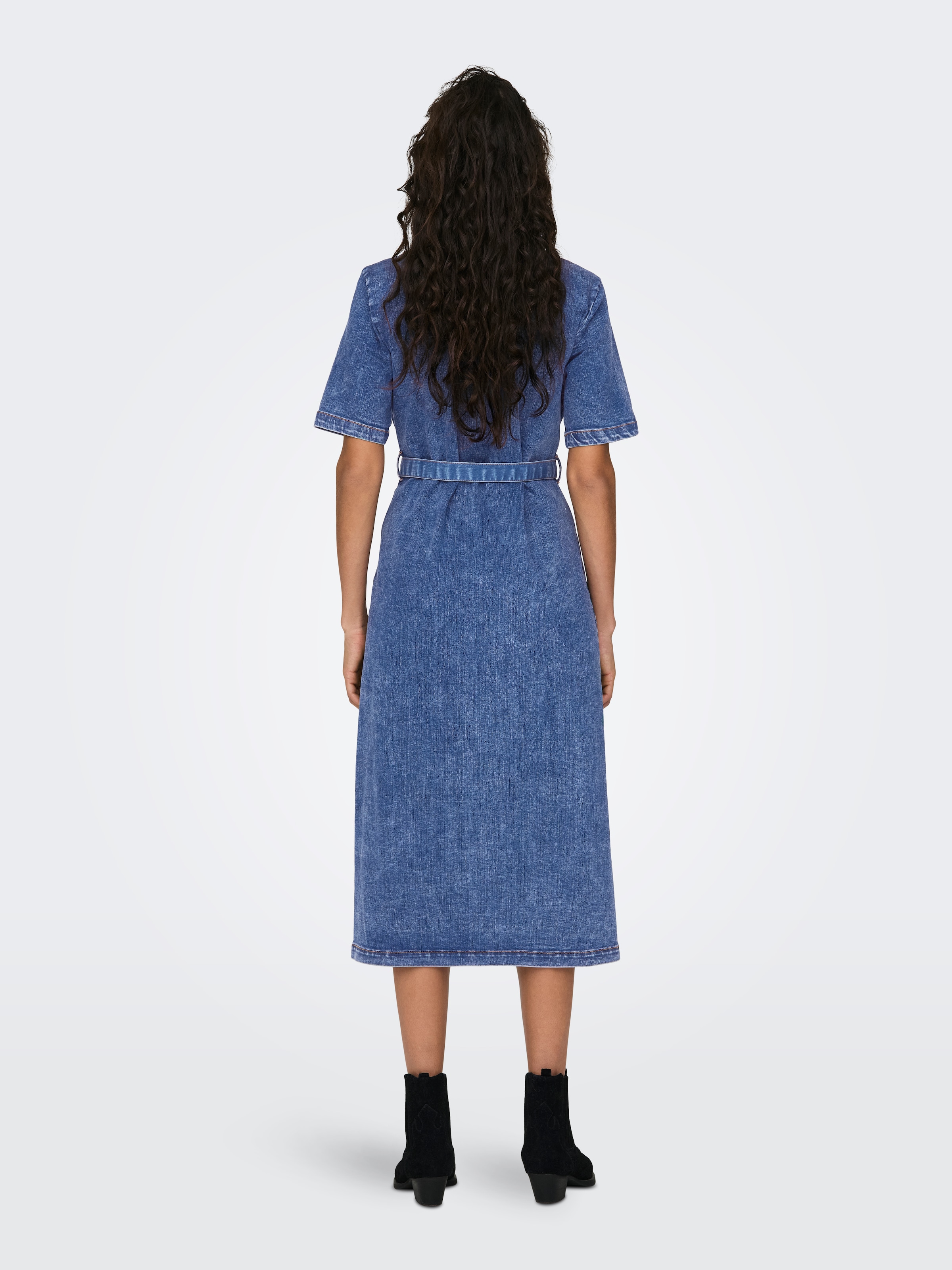 ONLY Jeanskleid »ONLLANA SS LONG DRESS DNM REA258 NOOS« Brusttasche