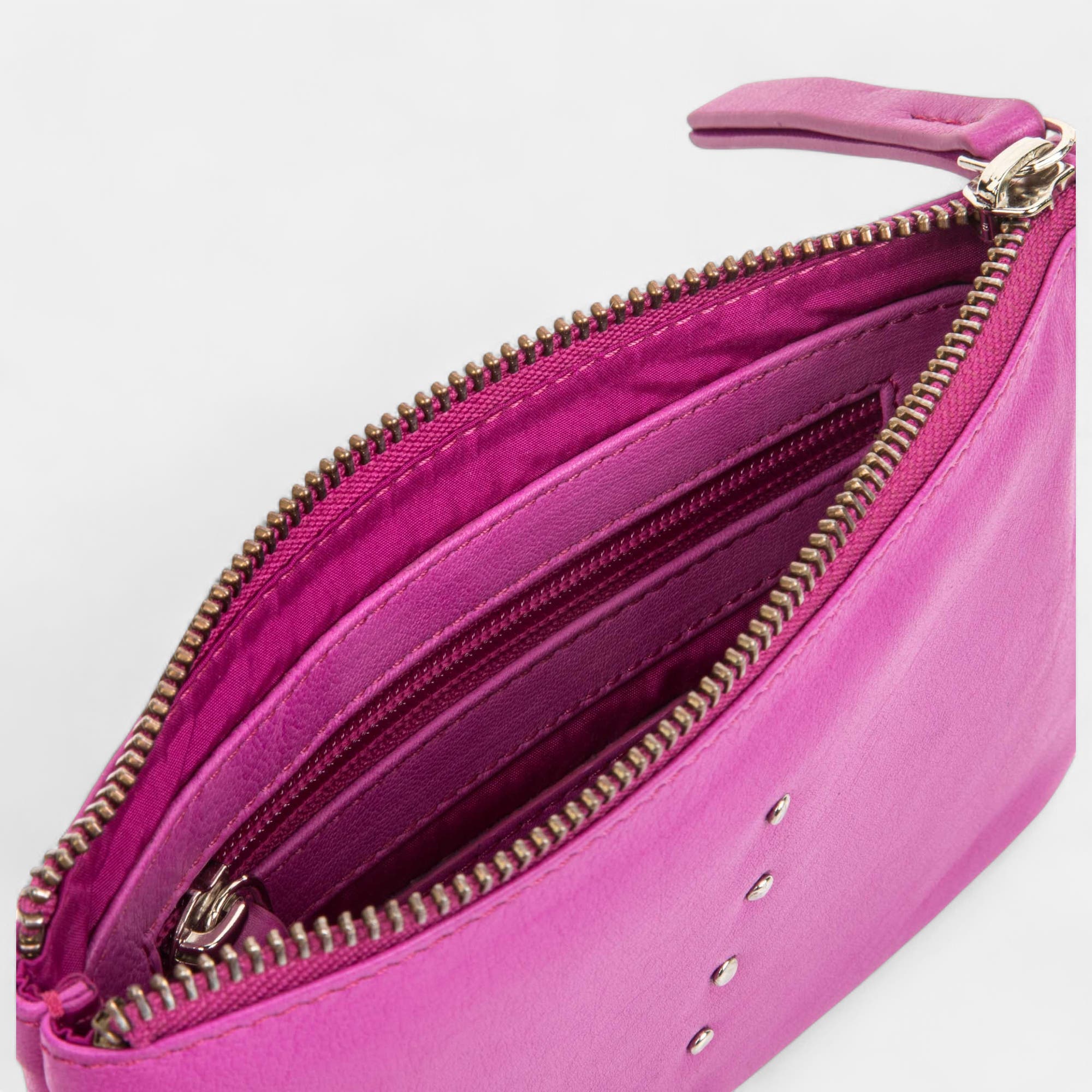 Petite maroquinerie en cuir rose