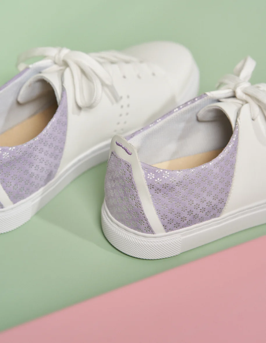 Baskets basses Renée - Cuir blanc et suède floral lilas