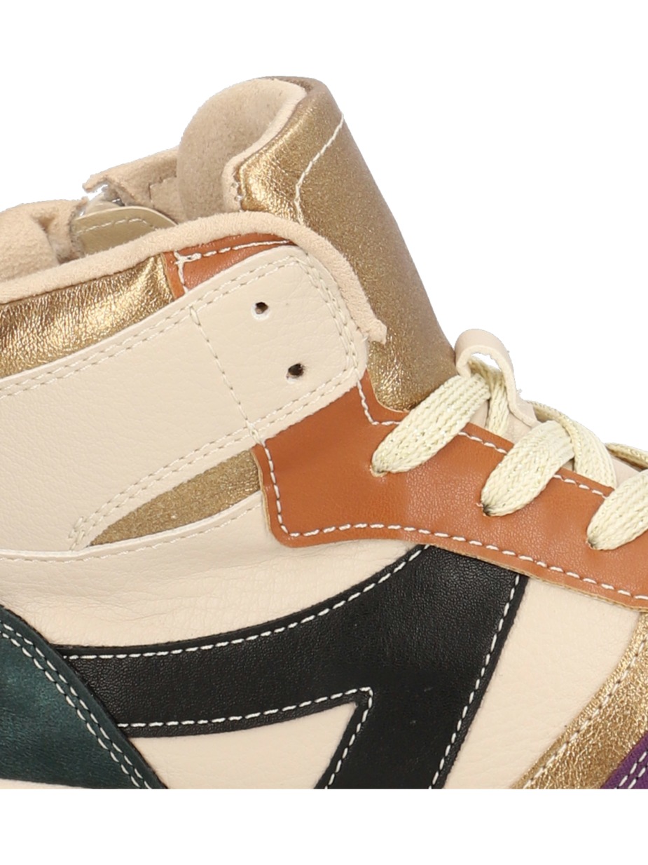 Sneaker Mid Cut