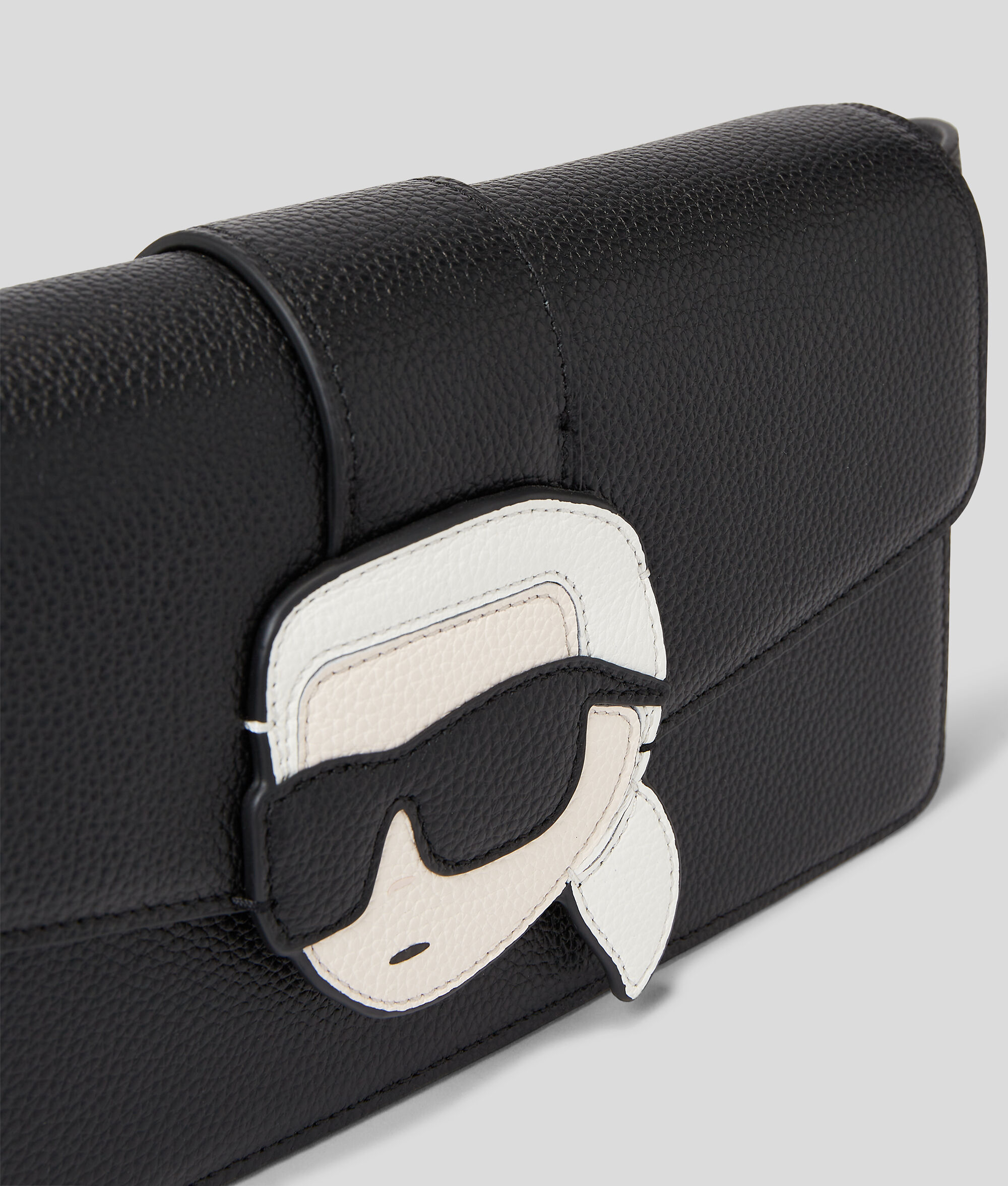 PETIT SAC PORTÉ ÉPAULE EN CUIR GRAINÉ K/IKONIK