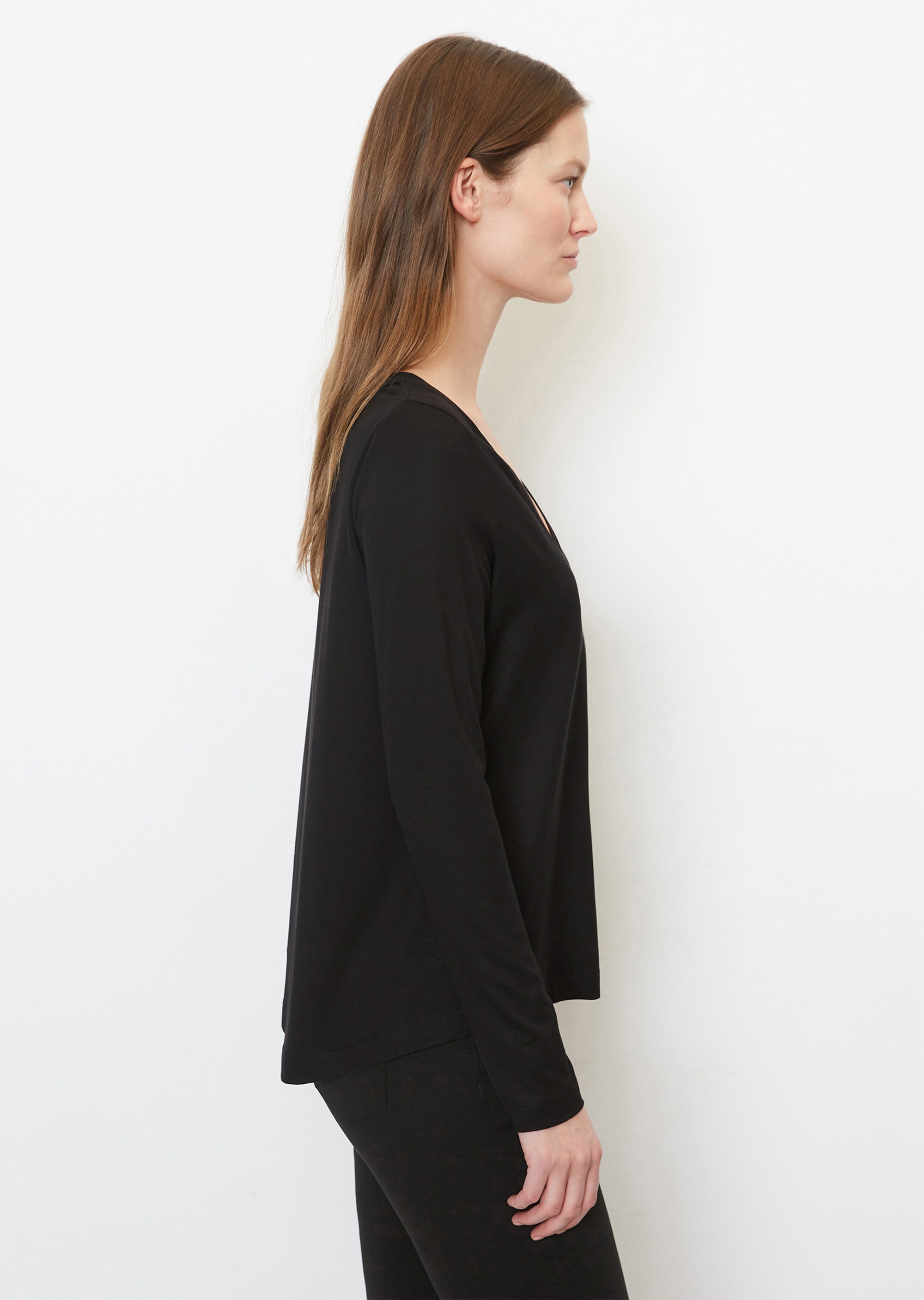 V-Neck-Longsleeveaus LENZING™ ECOVERO™